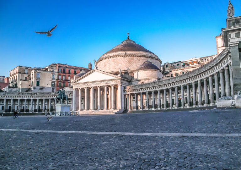 Travel Italy Naples