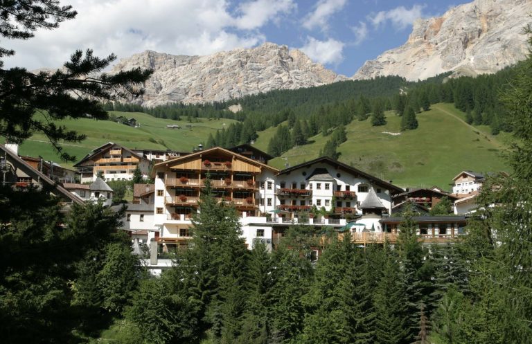 Luxury Mountain Italy Relax Travel