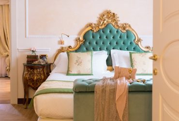 Suite Luxury Florence Travel Italy