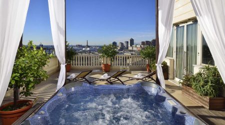 Luxury Rooftop Travel Jacuzzi Genoa