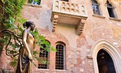 Romeo Juliet Verona Balcony Travel Italy